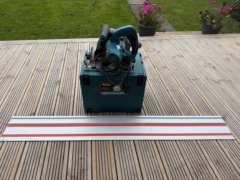 image for Makita plunge saw and rail