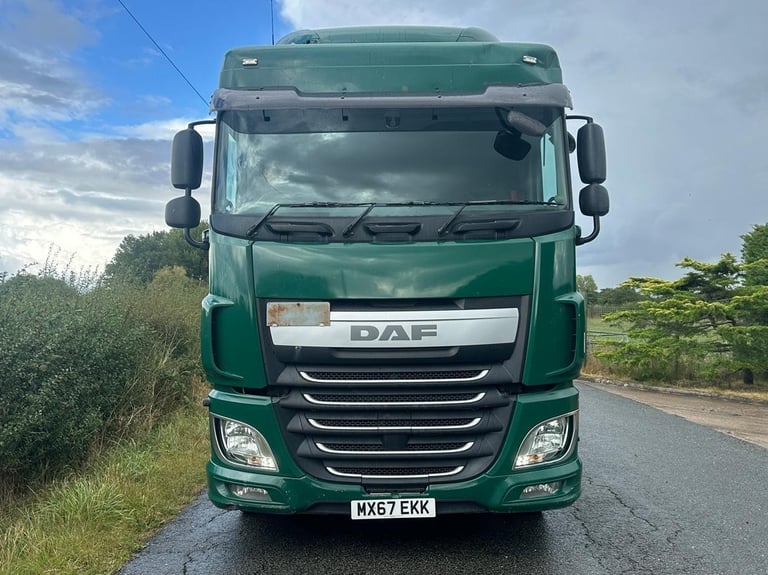 DAF TRUCKS XF105 460 6 X 2 Tractor Unit