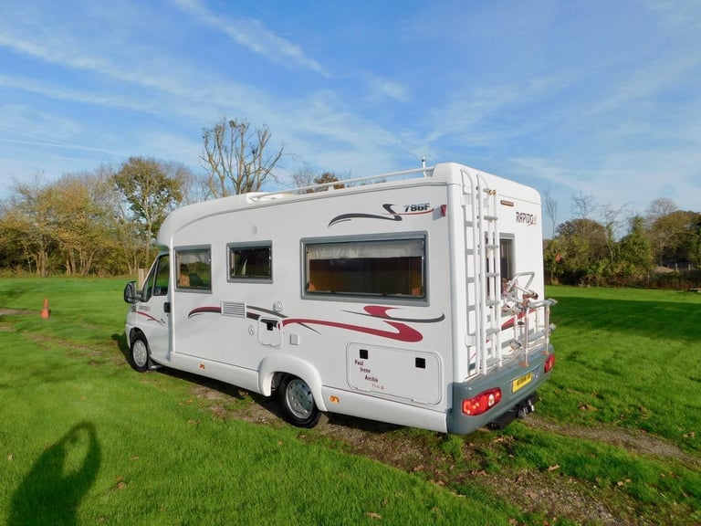 RAPIDO 786F Fiat 2.8 Jtd 4 Berth with Fixed Rear French DOUBLE BED for Sale