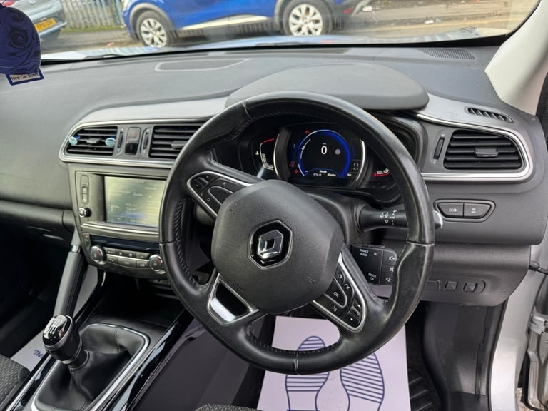 1.2 PETROL 2016 10 MONTH MOT 