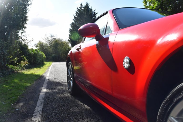 MAZDA MX-5 2.0 i Sport Tech Red Manual Petrol 2012