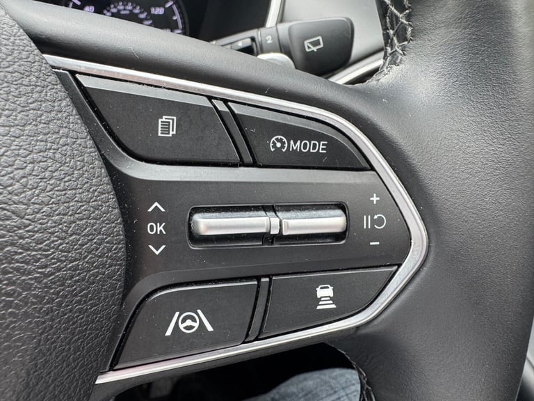 2022 Hyundai Santa Fe 1.6 TGDi Hybrid Premium 5dr Auto Estate Hybrid Automatic