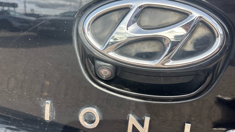 2021 Hyundai IONIQ 1.6 GDi Hybrid Premium SE 5dr DCT Hybrid Hatchback Hatchback Hybrid Automatic