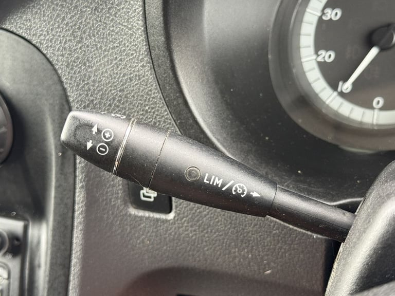 2016 Mercedes-Benz Citan 109CDI BlueEFFICIENCY Van PANEL VAN DIESEL Manual