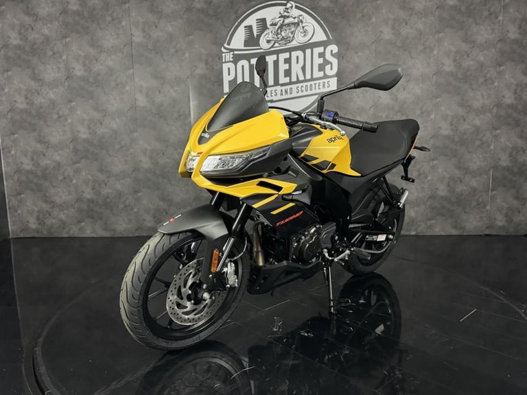 Aprilia Tuono 125 2025 Viper Yellow