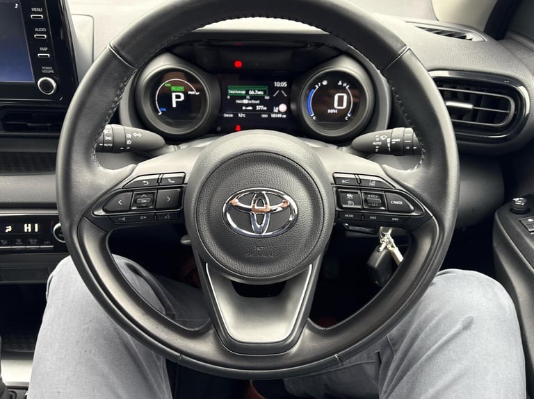 2022 Toyota Yaris 1.5 Hybrid Design 5dr CVT Hatchback Hybrid Automatic