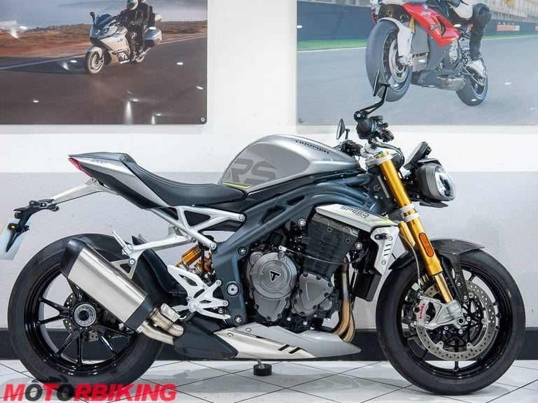 image for 2021 (71) Triumph Speed Triple 1200 RS - Just 662 miles and stunning!!