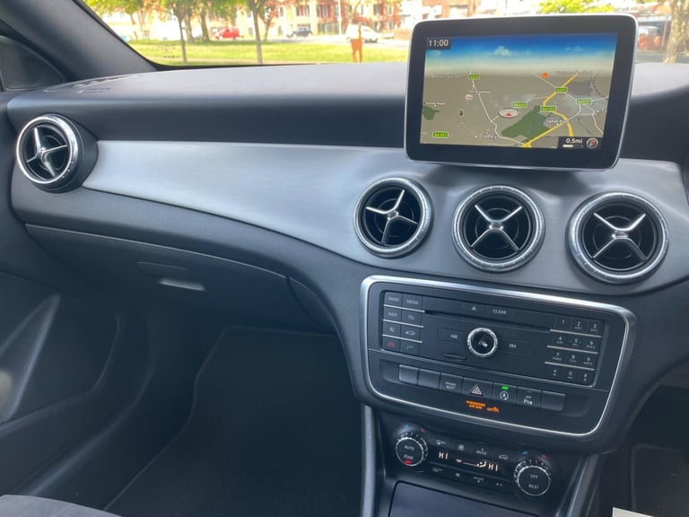2015 Mercedes-Benz CLA 2.1 CLA220d AMG Sport Coupe 7G-DCT Euro 6 (s/s) 4dr SALOON Diesel Automatic