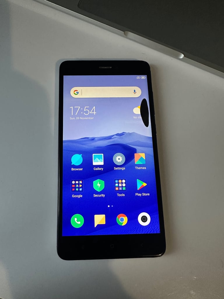 image for Xiaomi Redmi Note 4 - 4GB/64GB - Working with Cracked Screen - £5