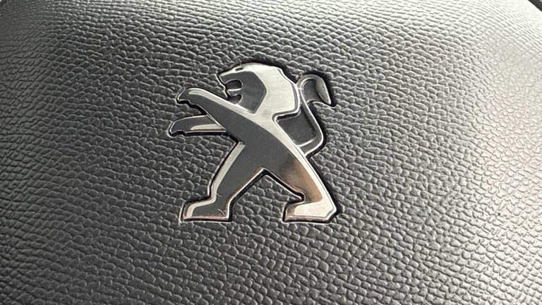 2021 Peugeot 2008 1.2 PureTech Active Premium 5dr Estate Petrol Manual
