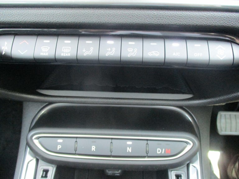 2025 Fiat 600 1.2 MHEV SUV 5dr Petrol Hybrid e-DCT Euro 6 (s/s) (100 ps) HATCHBACK Petrol/Electri...