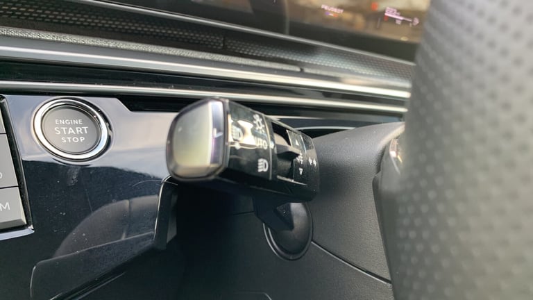 2024 Peugeot 3008 1.2 HYBRID GT SUV 5dr Petrol Hybrid e-DSC6 Euro 6 (s/s) (136 ps) SUV Hybrid Aut...