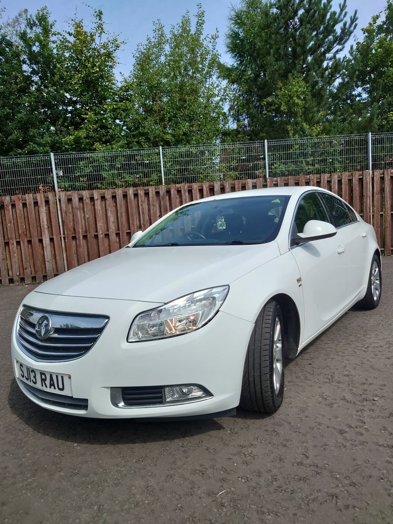 Cheap Vauxhall, INSIGNIA, Hatchback, 2013, Manual, 1956 (cc),5 doors for sale in Dumbarton, Dunbartonshire