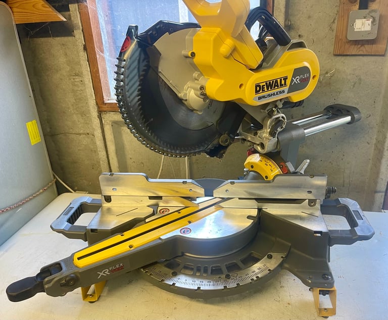 DeWalt DCS727N 54V XR Flexvolt 250mm Double Bevel Slide Mitre Saw (Body Only)