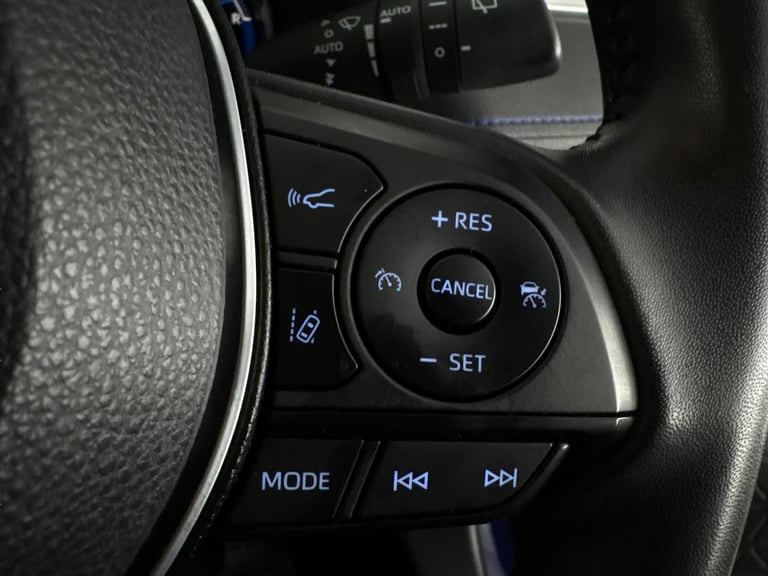 2022 Toyota RAV4 2.5 VVT-h GPF Dynamic SUV 5dr Petrol Hybrid CVT Euro 6 (s/s) (218 ps) - REV Suv ...