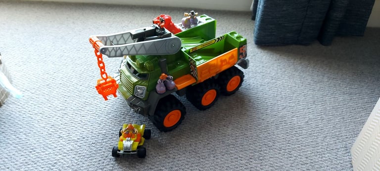 Big boots figures and truck play set.