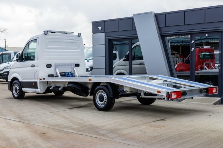 image for CRAFTER MOVANO ALUMINIUM RECOVERY TRUCK BODY BEAVERTAIL BODY CAR TRANSPORTER
