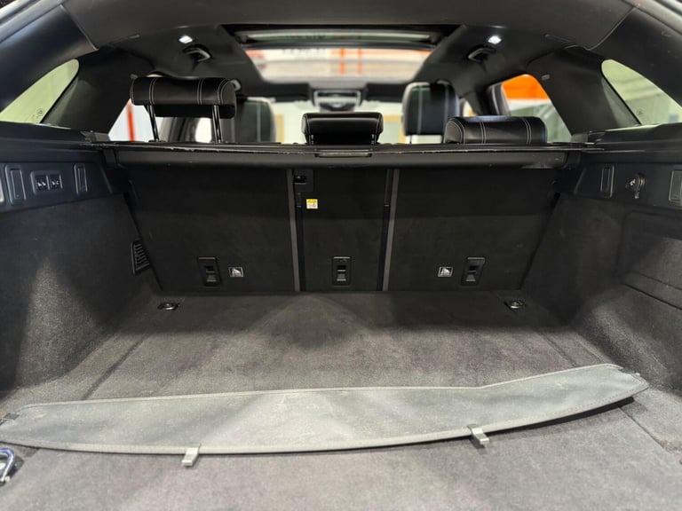 2018 Land Rover Range Rover Velar 3.0 SD6 V6 R-Dynamic SE Auto 4WD Euro 6 (s/s) 5dr ESTATE Diesel...