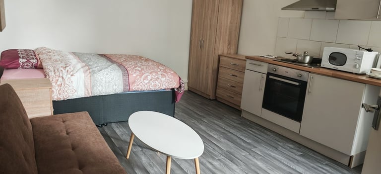 Flats Available. Are you on Benefits. U.C Welcome over 35's