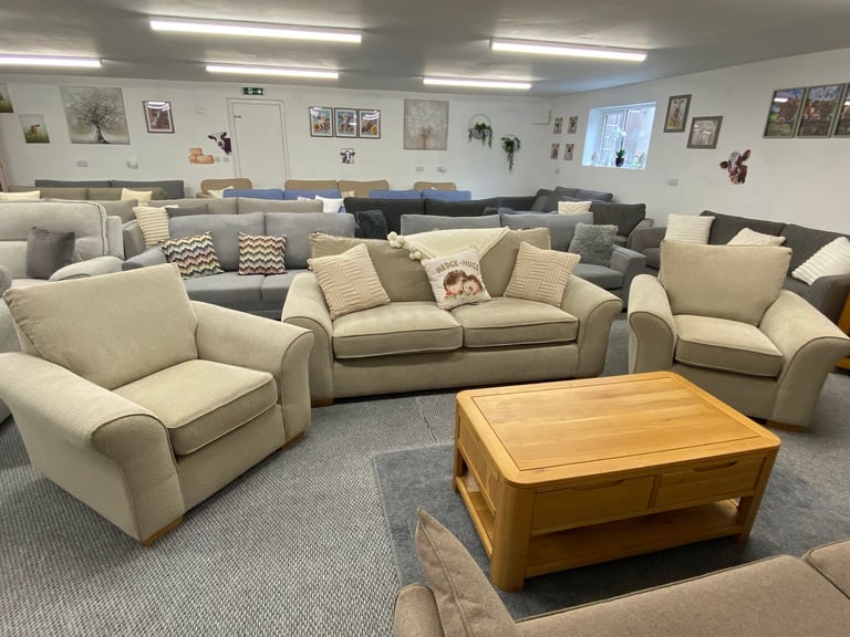 NEXT SOFA SET - COMPRISES OF 3 SEATER & 2 MATCHING CHAIRS