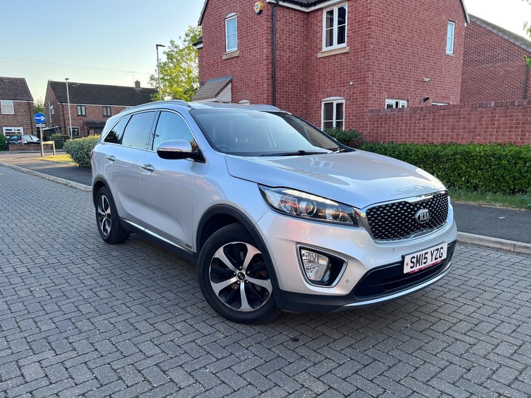 image for Kia, SORENTO, Estate, 2015, Manual, 2199 (cc), 5 doors