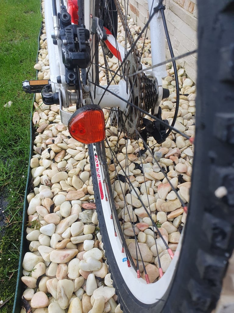 Cube bike