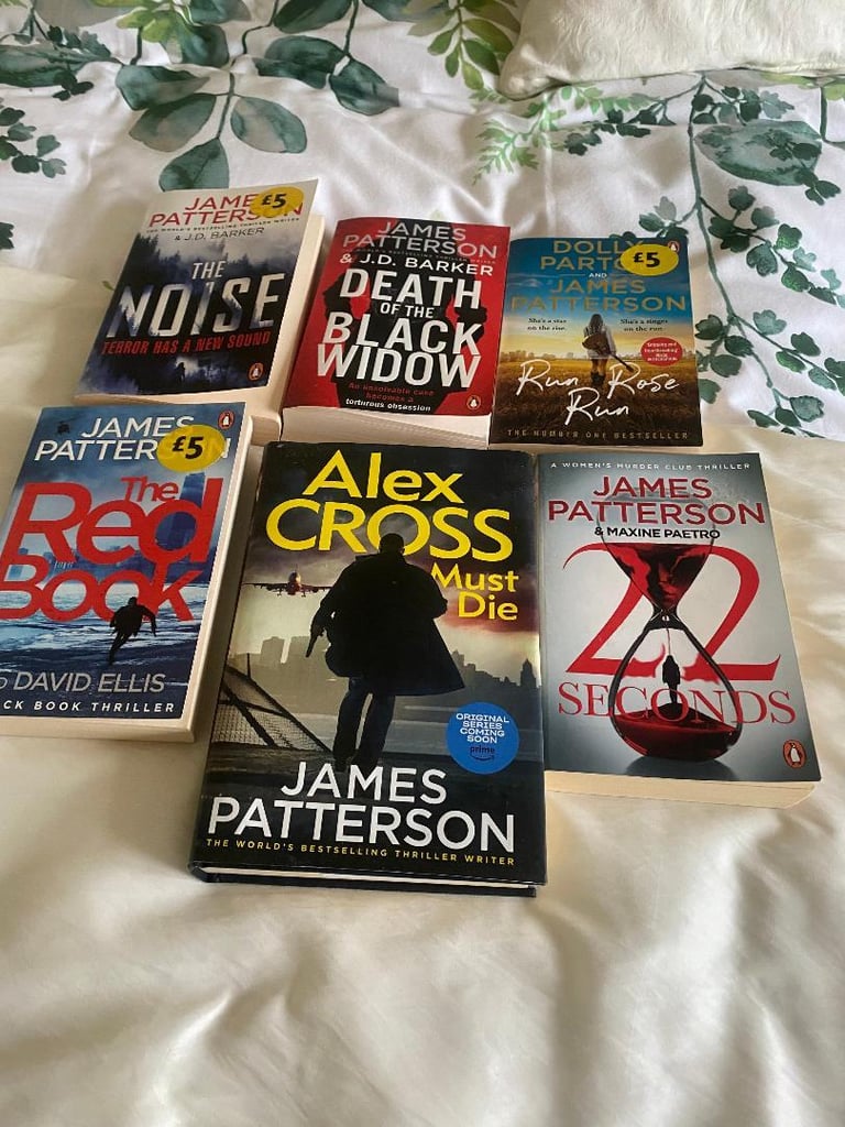 35 James Paterson Books