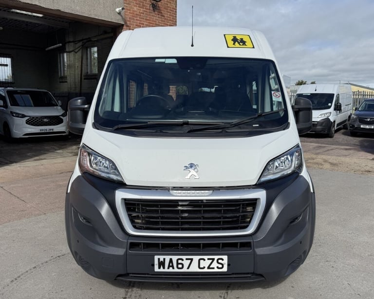 2018 Peugeot Boxer 2.0 BlueHDi H2 17 Seat Minibus LITE (PSV) 130ps Minibus Diesel Manual