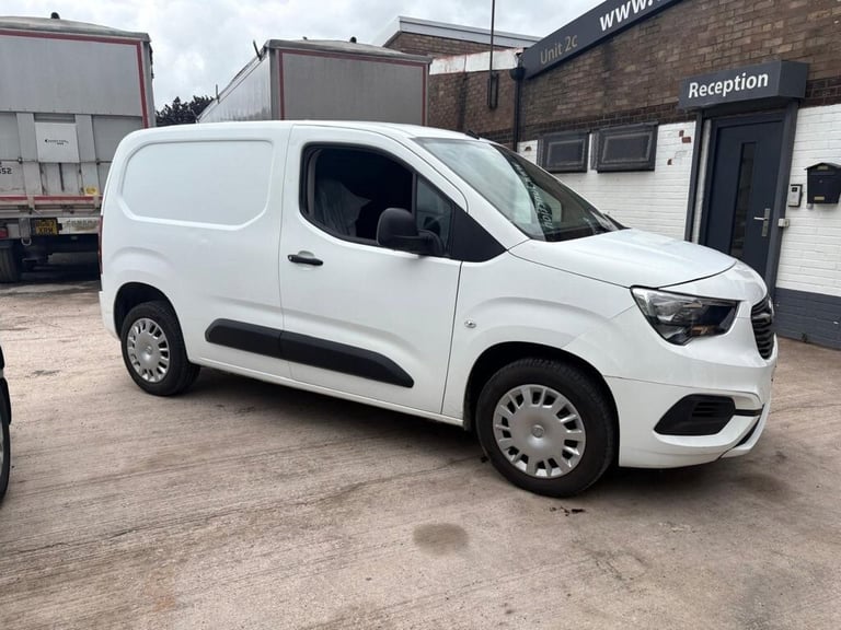 2020 Vauxhall Combo 1.6 Turbo D 2300 Sportive Panel Van 4dr Diesel Manual L1 H1 Euro 6 (s/s) (1 P...