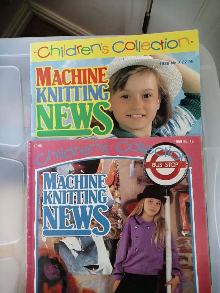 Knitting machine and accessories