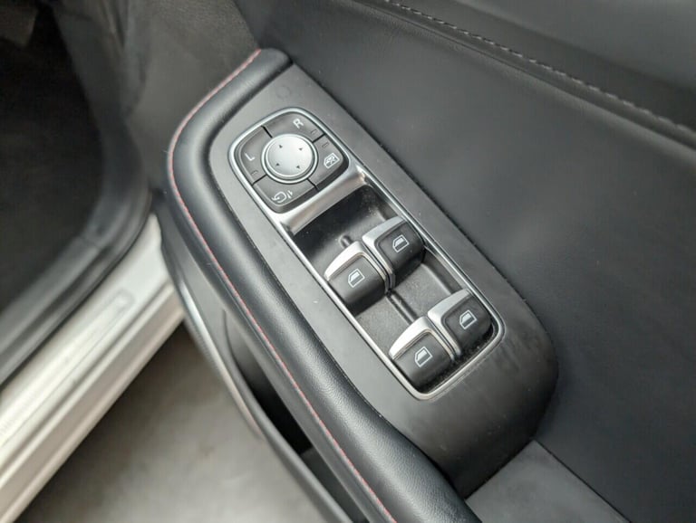 2023 MG MG HS 1.5 T-GDI Excite SUV 5dr Petrol DCT Euro 6 (s/s) (162 ps) - PARKING SENSORS ESTATE ...