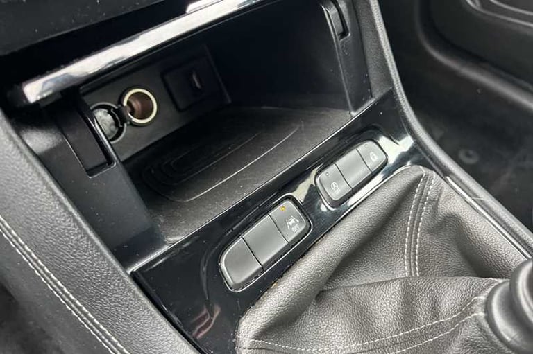 2022 Vauxhall Grandland 1.2 Turbo GS Line SUV 5dr Petrol Manual Euro 6 (s/s) (130 ps) SUV Petrol ...