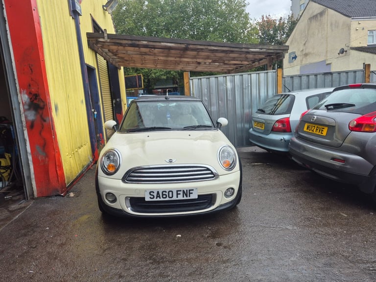 image for 2010 MINI Convertible 1.6 One 2dr CONVERTIBLE Petrol Manual