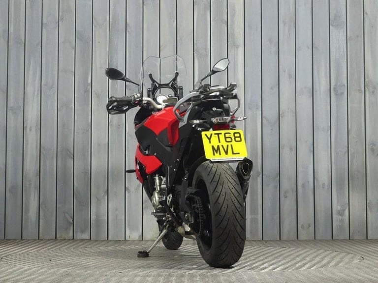 2018 A BMW S 1000 XR SPORT SE