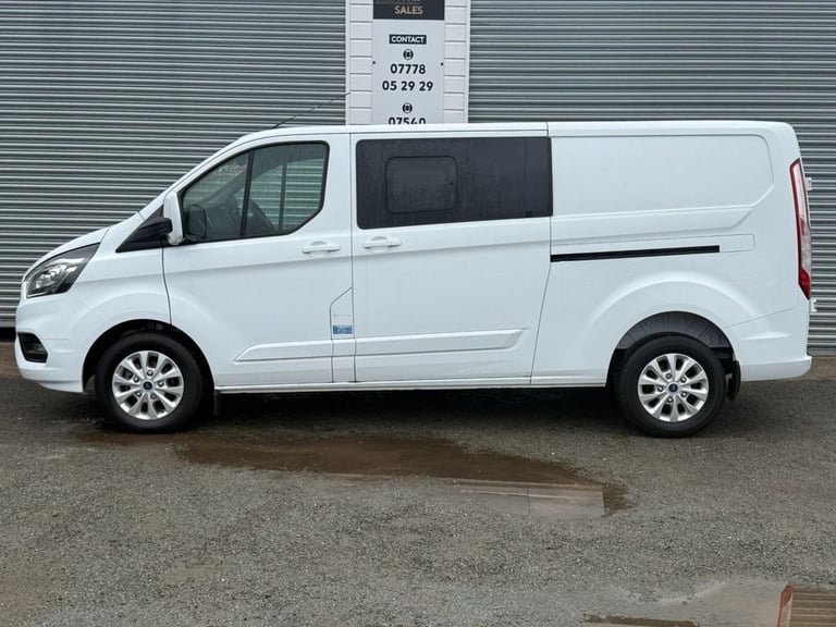 2022 Ford Transit Custom 2.0 EcoBlue 130ps Low Roof D/Cab Limited Van PANEL VAN DIESEL Manual
