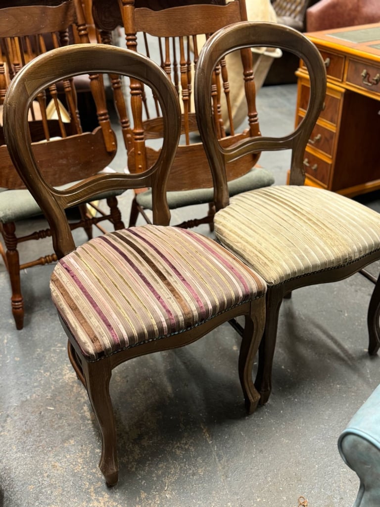 2 gorgeous vintage balloon back chairs.