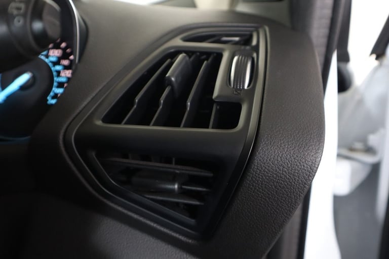 2016 Ford Kuga 1.5 EcoBoost 182 Zetec 5dr Auto HATCHBACK PETROL Automatic