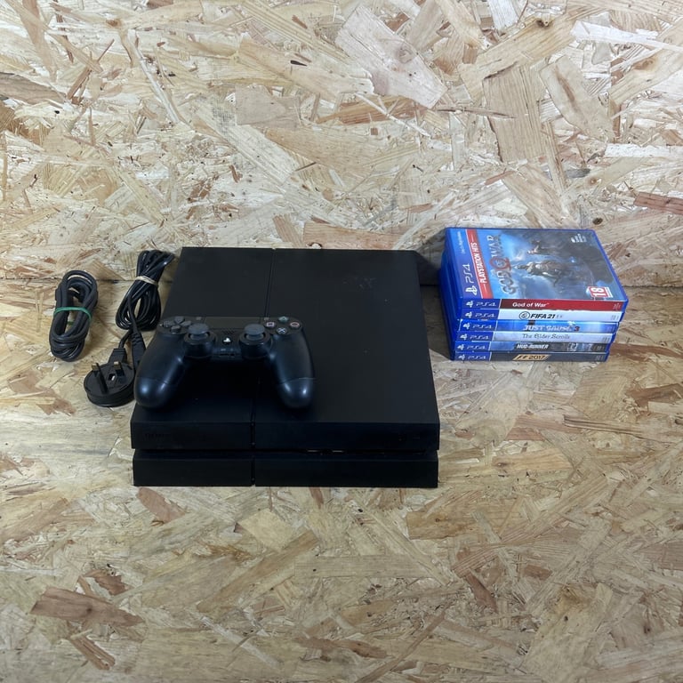 Sony PlayStation 4 500GB Console Bundle - 6 Top Games - Tested & Working