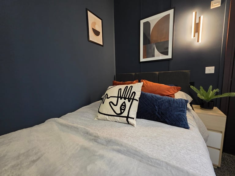 Luxury living at these BRAND NEW en-suite studio style rooms in the Luton town centre