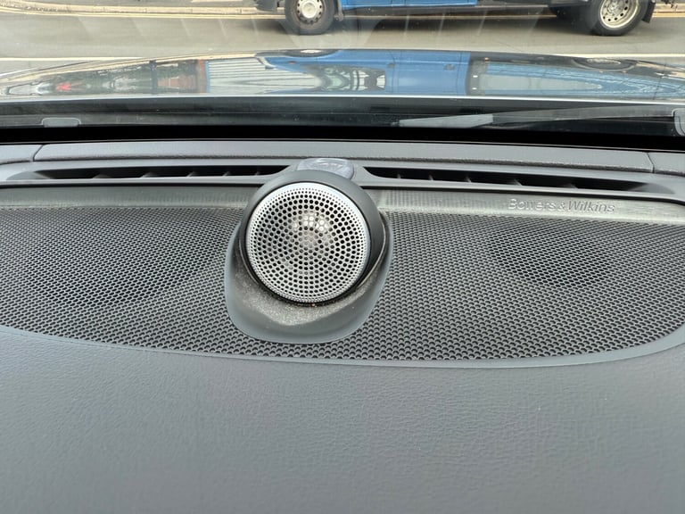 2018 Volvo S90 2.0 T8 Hybrid R DESIGN Pro 4dr AWD Geartronic SALOON Petrol Parallel Phev Automatic