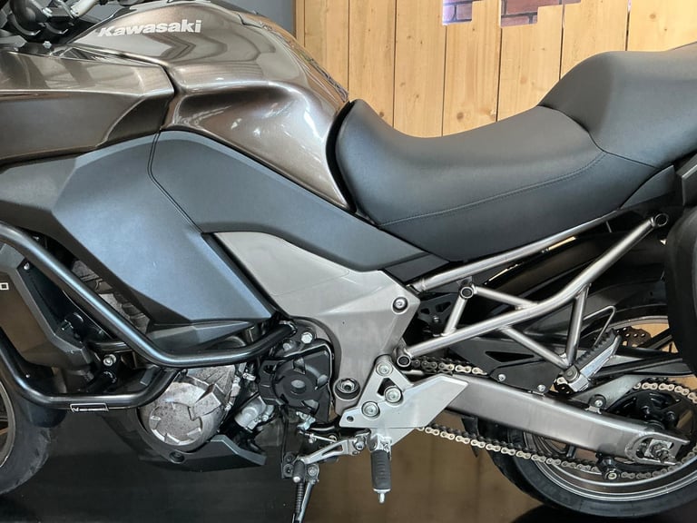 Kawasaki Versys 1000 Tourer 2012. Three Boxes! Extras! FREE UK DELIVERY! 