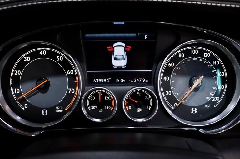 2015 Bentley Flying Spur 4.0 V8 4dr Auto SALOON PETROL Automatic