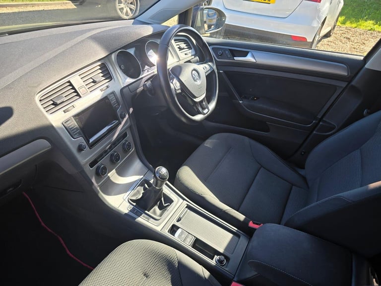 2014 Volkswagen Golf 1.6 TDI BlueMotion Tech SE Euro 5 (s/s) 5dr HATCHBACK Diesel Manual