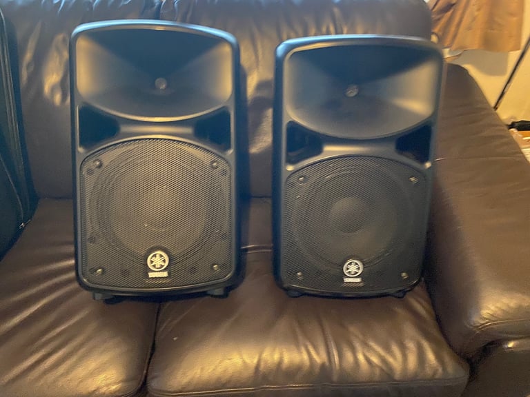 Yamaha Stagepas 600 PA system 