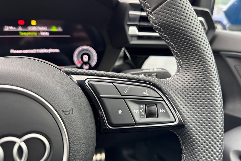 2025 Audi A3 S line 35 TFSI  150 PS 6-speed Hatchback PETROL Manual