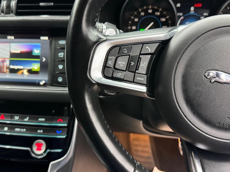 2018 Jaguar XF 2.0d R-Sport Auto Euro 6 (s/s) 4dr SALOON Diesel Automatic