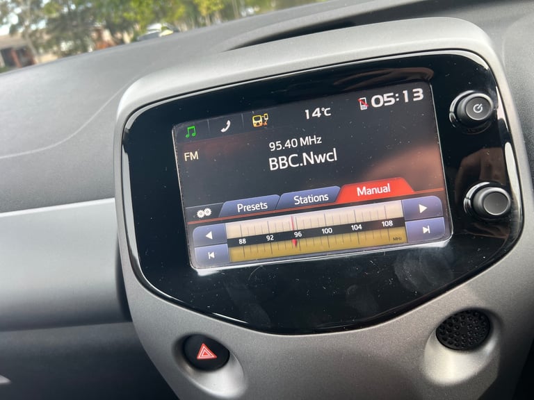 Toyota, AYGO, Hatchback, 2019, Manual, 998 (cc), 5 doors