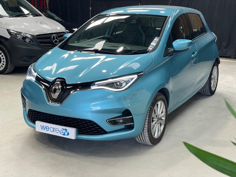 image for 2020 Renault Zoe R135 52kWh Iconic Auto 5dr (i, Rapid Charge) HATCHBACK Electric Automatic