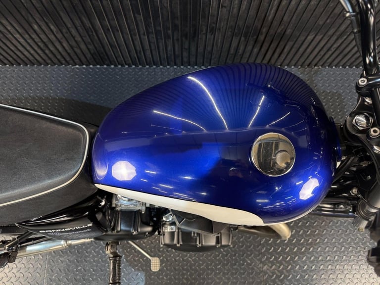 2015 Triumph Bonneville Newchurch 865