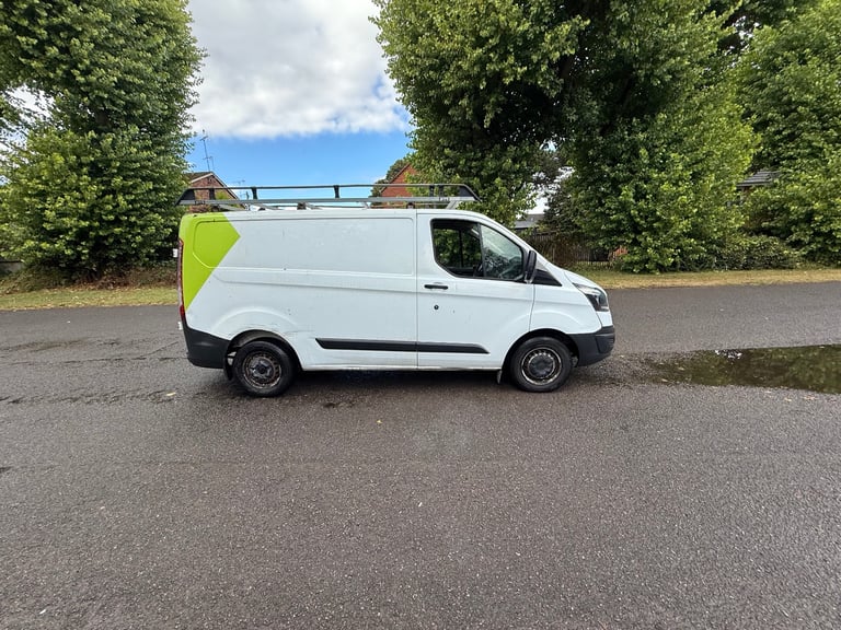 image for 2016 Ford Transit Custom Panel Van History Cheap Van  Long MOT look